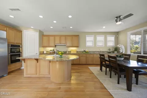 Kitchen - 1423 Caspian Way, Oxnard, CA 93035 photo 3 of 6