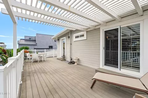 Exterior - 1308 Devon Ln, Ventura, CA 93001 photo 9 of 14