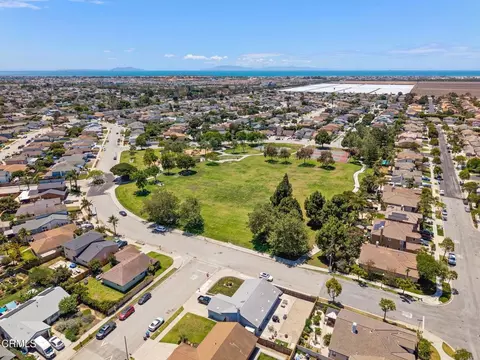 View/Area - 1057 Offshore St, Oxnard, CA 93035 photo 4 of 6