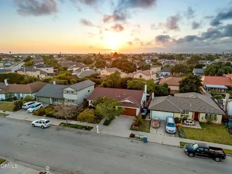 View/Area - 1057 Offshore St, Oxnard, CA 93035 photo 6 of 6