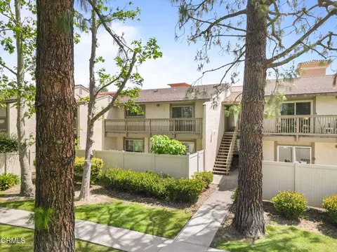 15266 Campus Park Dr #F, Moorpark, CA 93021