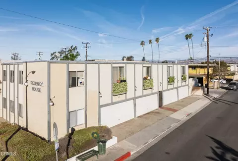 1315 Devonshire Dr, Oxnard, CA 93030 photo 4