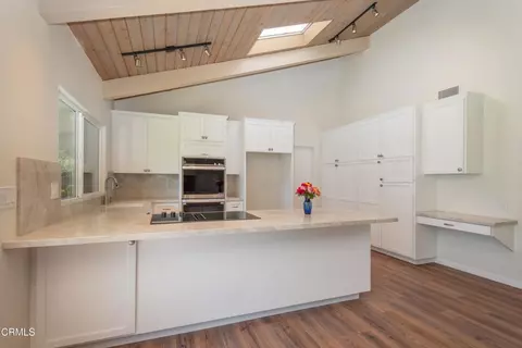 Kitchen - 4111 Sand Canyon Rd, Somis, CA 93066 photo 3 of 5