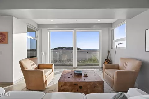 Living - 3349 Ocean Dr, Oxnard, CA 93035 photo 2 of 6