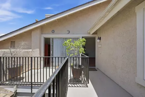 Exterior - 5154 Jefferson Sq, Oxnard, CA 93033 photo 2 of 2