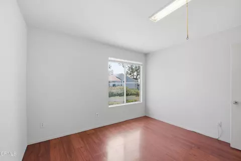 Bedroom - 5154 Jefferson Sq, Oxnard, CA 93033 photo 2 of 5
