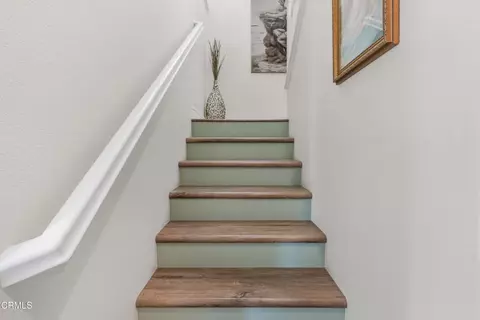 Entry Way - 342 Java Pl, Oxnard, CA 93036 photo 1 of 2