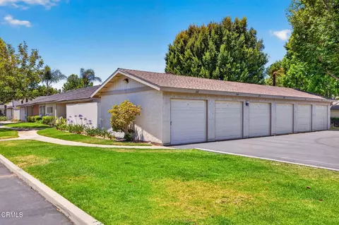 Exterior - 262 W Vineyard Ave, Oxnard, CA 93036 photo 8 of 9