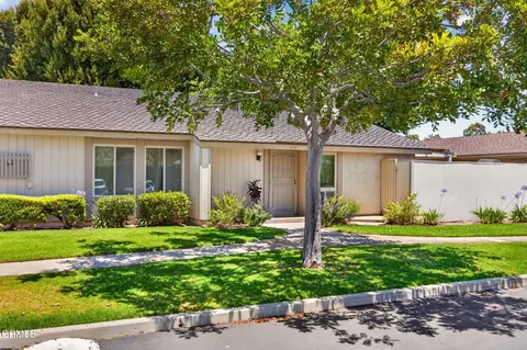 Exterior - 262 W Vineyard Ave, Oxnard, CA 93036 photo 6 of 9