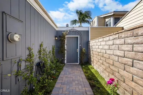 Exterior - 4451 Gateshead Bay, Oxnard, CA 93035 photo 2 of 9