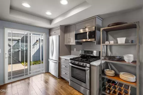 Kitchen - 4451 Gateshead Bay, Oxnard, CA 93035 photo 3 of 3