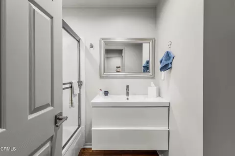 Bath - 4451 Gateshead Bay, Oxnard, CA 93035 photo 1 of 5