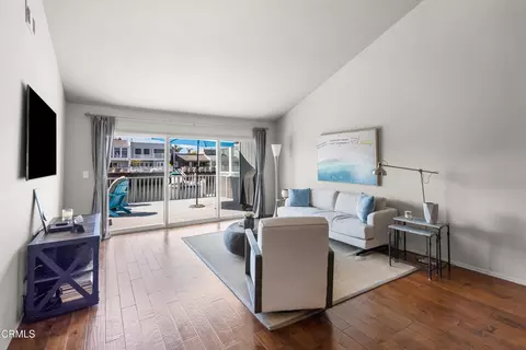 Living - 4451 Gateshead Bay, Oxnard, CA 93035 photo 3 of 3