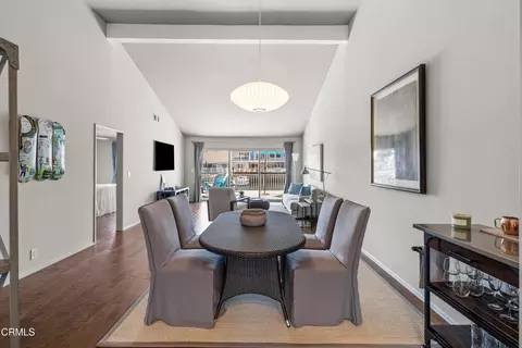 Dining - 4451 Gateshead Bay, Oxnard, CA 93035 photo 3 of 3