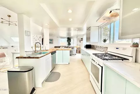 Kitchen - 2301 Chico Ct, Oxnard, CA 93035 photo 1 of 2