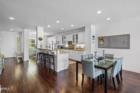 Dining - 1513 Windshore Way, Oxnard, CA 93035 photo 1 of 1