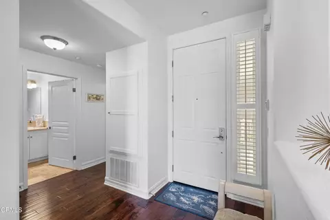 Entry Way - 1513 Windshore Way, Oxnard, CA 93035 photo 2 of 3