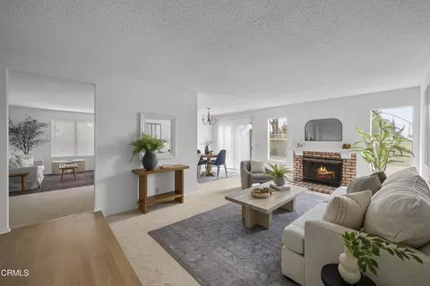 Living - 1431 Kelp St, Oxnard, CA 93035 photo 1 of 2