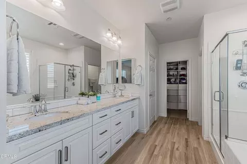 Entry Way - 675 Rio Grande Way, Oxnard, CA 93036 photo 2 of 2