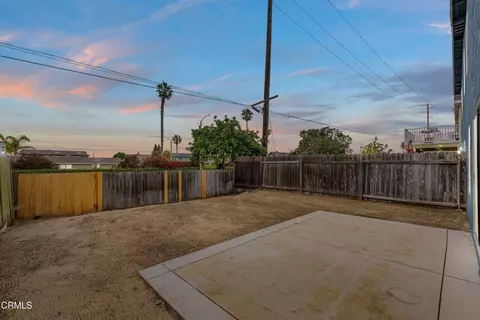 Exterior - 833 Dunes St, Oxnard, CA 93035 photo 3 of 4
