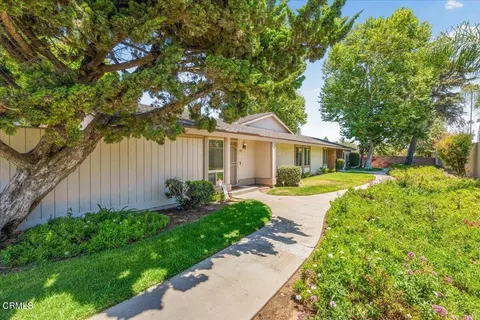 Exterior - 246 W Vineyard Ave, Oxnard, CA 93036 photo 5 of 6