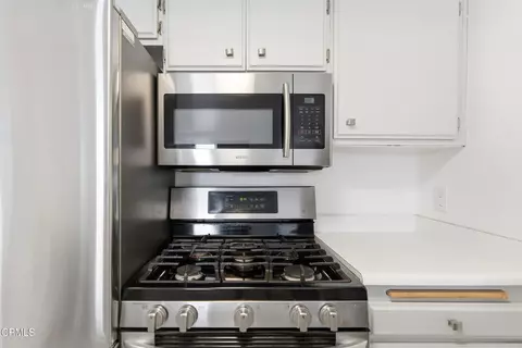Kitchen - 865 S B St #Q2, Oxnard, CA 93030 photo 3 of 3