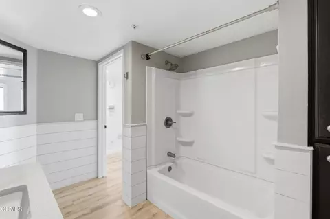 Bath - 865 S B St #Q2, Oxnard, CA 93030 photo 2 of 3