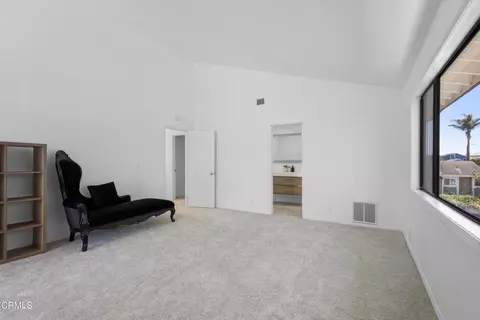 Bedroom - 3960 W Hemlock St, Oxnard, CA 93035 photo 4 of 6
