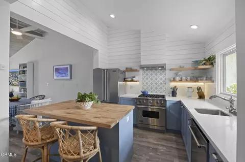 Kitchen - 4621 Falkirk Bay, Oxnard, CA 93035 photo 1 of 4