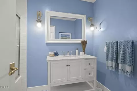 Bath - 4621 Falkirk Bay, Oxnard, CA 93035 photo 3 of 4