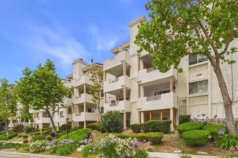 2623 Antonio Dr #112, Camarillo, CA 93010