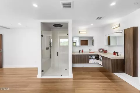 Bath - 6498 Ridgecrest Ln, Somis, CA 93066 photo 1 of 8