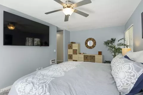 Bedroom - 3027 Harbor Blvd, Oxnard, CA 93035 photo 2 of 5