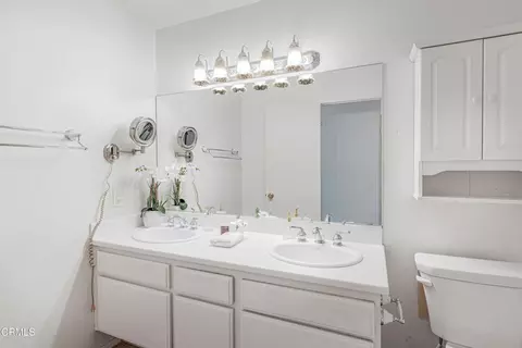 Bath - 1273 Coe St, Camarillo, CA 93010 photo 1 of 4