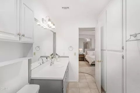 Bath - 1273 Coe St, Camarillo, CA 93010 photo 4 of 4