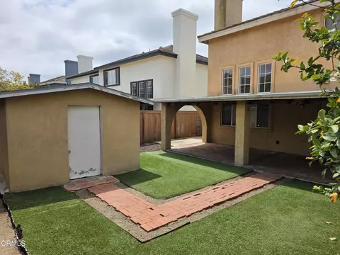 Exterior - 1711 Florentina Dr, Oxnard, CA 93030 photo 4 of 8
