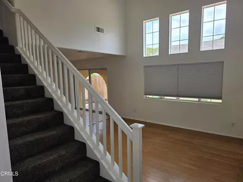 Living - 1711 Florentina Dr, Oxnard, CA 93030 photo 1 of 5