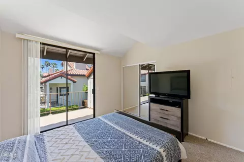 Bedroom - 2167 Martinique Ln, Oxnard, CA 93035 photo 2 of 3