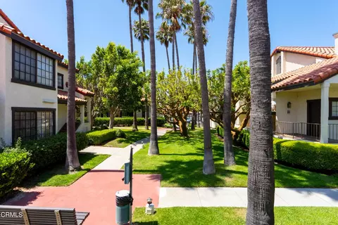 Exterior - 2167 Martinique Ln, Oxnard, CA 93035 photo 5 of 8