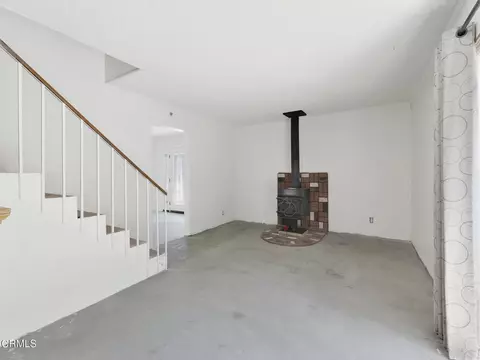 Living - 7905 Balcom Canyon Rd, Somis, CA 93066 photo 7 of 9
