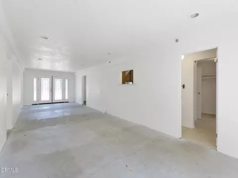 Living - 7905 Balcom Canyon Rd, Somis, CA 93066 photo 2 of 9