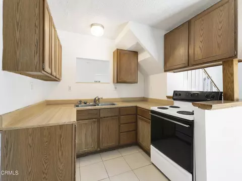 Kitchen - 7905 Balcom Canyon Rd, Somis, CA 93066 photo 1 of 4