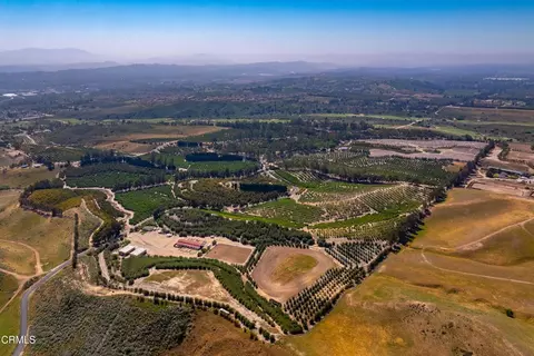 14855 Middle Ranch Rd, Moorpark, CA 93021 photo 3