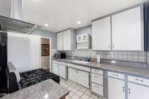 Kitchen - 1428 S G St, Oxnard, CA 93033 photo 1 of 3