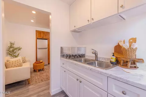 Kitchen - 509 N Blanche St, Ojai, CA 93023 photo 5 of 6