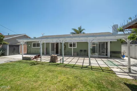 Exterior - 2207 Mariposa St, Oxnard, CA 93036 photo 3 of 4