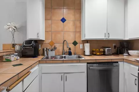 Kitchen - 646 River St #D, Fillmore, CA 93015 photo 3 of 4