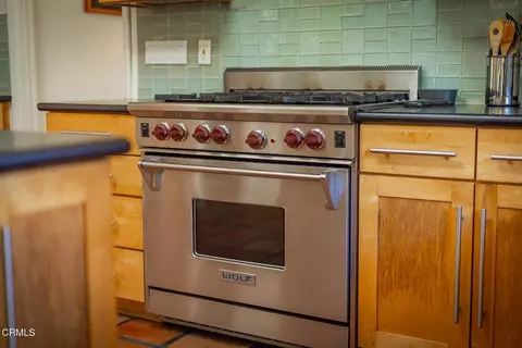 Kitchen - 918 El Toro Rd, Ojai, CA 93023 photo 3 of 4