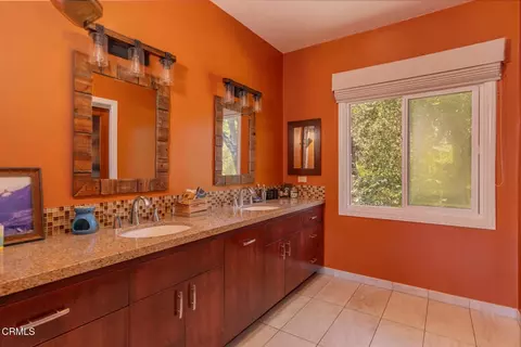 Bath - 918 El Toro Rd, Ojai, CA 93023 photo 1 of 2