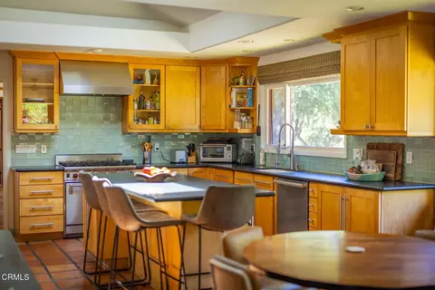 Kitchen - 918 El Toro Rd, Ojai, CA 93023 photo 2 of 4